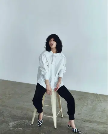 MEER. RIB HEM VELVET PANTS