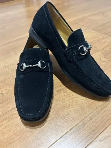 블랙 스웨이드 로퍼