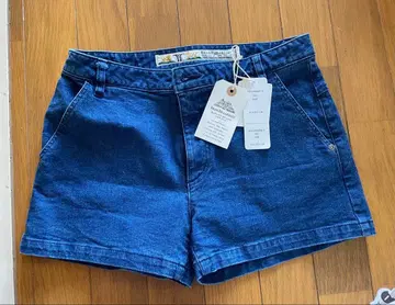 BED & BREAKFAST 다크 블루 숏팬츠