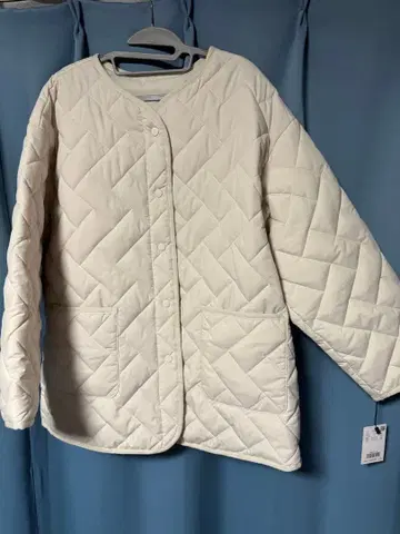 moment+ 아이보리 퀼팅 자켓 L 사이즈