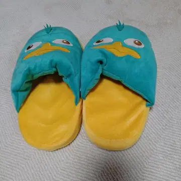 피니언과 퍼브 오리너구리 페리 슬리퍼