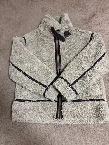 WEGO 보아 자켓 M 크림색