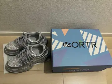ORTR 오리엔탈 트래픽 실버 스팽글 통굽 스니커즈