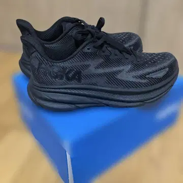 호카 러닝화 블랙 26cm