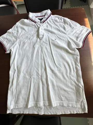 화이트 피케 셔츠 빨검 스트라이프 옷깃