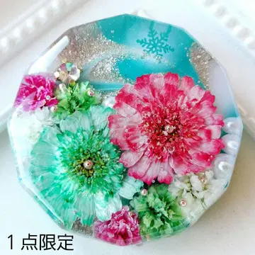 [ 1668 ] 레진 마트리카리아 머리끈 포니 후크 브로치 핸드메이드