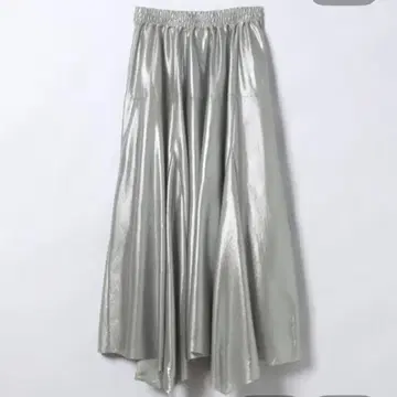 글리터헤 스커트 지나시스 미사용 새상품 이번 시즌 신상