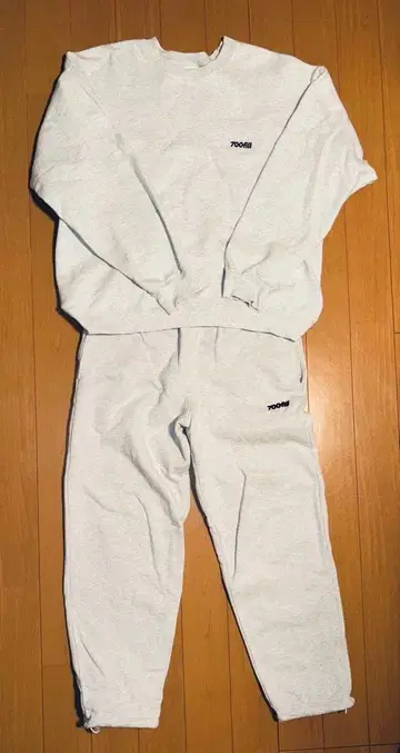 700fill 맨투맨 셋업 애쉬 그레이 L 사이즈