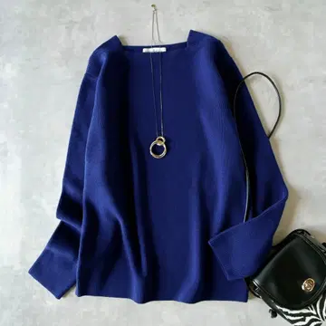 새상품급 TOMORROWLAND tricot 울 100% 니트 네이비