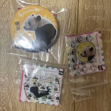 어드벤처 월드 Remember 팬더 캔뱃지 아크릴 스탠드 아케하마