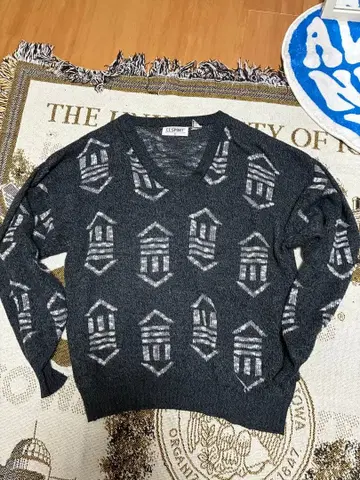 CCSPORT 다크 그레이 V넥 니트 XL