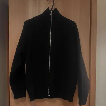 [ 새상품급 ] EDIFICE 드라이버즈 니트 하이넥 블랙 더블 지퍼