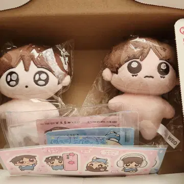 낱개 판매 8000엔 테테구크 봉제 인형 2체와 스티커 배지 세트
