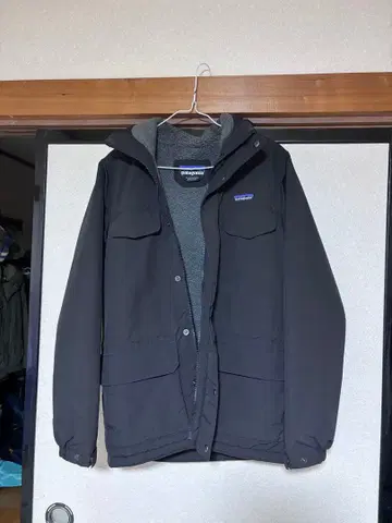 파타고니아 이즈머스 후드티 블랙