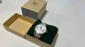 일비종떼 손목시계 실버