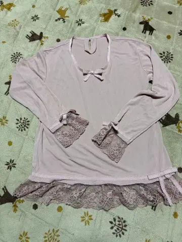 카네코 이사오 레이스 장식 더스티 핑크 긴팔 폴리에스테르 티셔츠