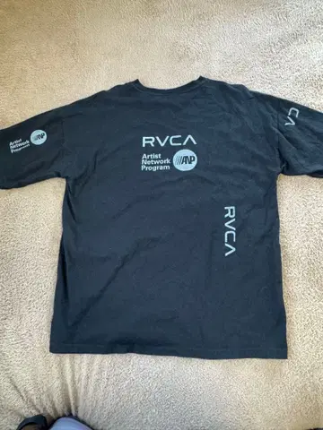 RVCA SIPICH 블랙 T셔츠