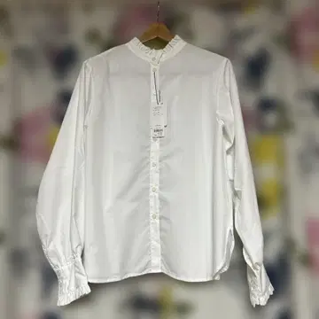 위고 투웨이 프릴 블라우스 새상품