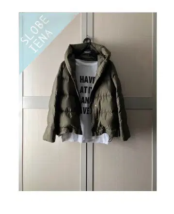 슬로브 이에나 숄 후드 숏 다운 코트