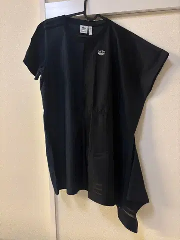 adidas 블랙 미니 원피스 S