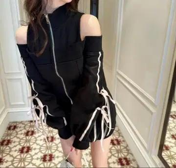 amerge 리본 오프숄더 맨투맨 원피스 M 블랙