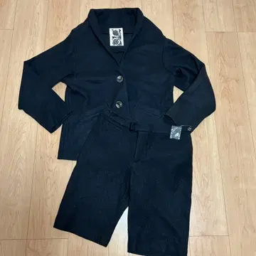 블랙 울 혼방 셋업