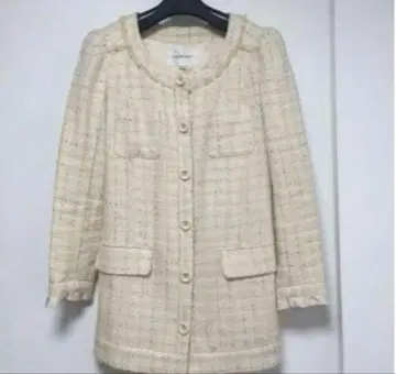 새상품급 질스튜어트 노카라 트위드 코트