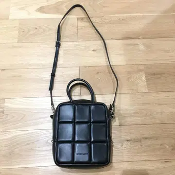 ADD CULUMN 애드컬럼 숄더백 PUFF SHOULDER