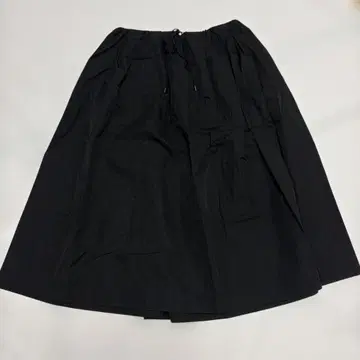 PLAIN PEOPLE 블랙 플레어 스커트 드로우 스트링 포함 3