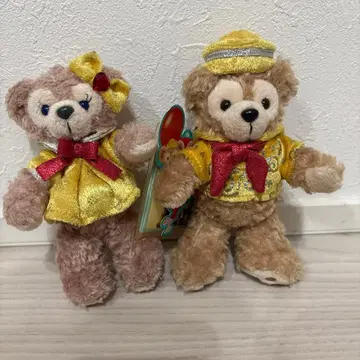 30주년 더피 셰리메이 인형 배지 바