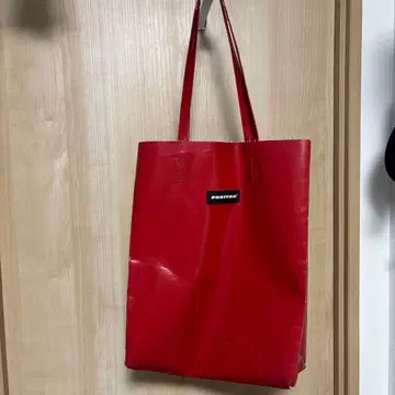 FREITAG 빨간색 토트백