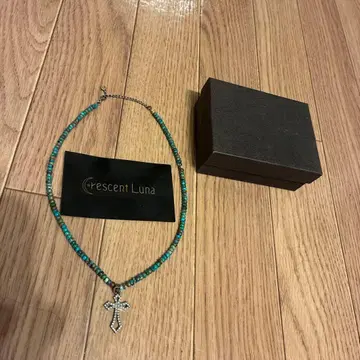 Crescent Luna 크로스 참 목걸이