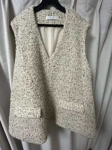 eLLa V넥 울 베스트