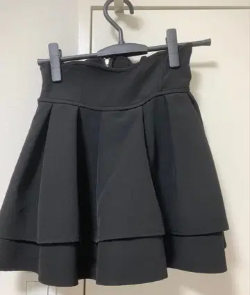 [ 미셸 마카롱 ] 슬림 레그 스커트 S 사이즈 블랙