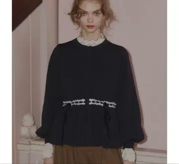 idem 이뎀 velours ribbon peplum cardigan