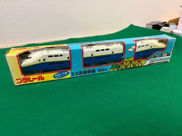 프라레일 E4계 신칸센 Max 구 도색 박스 포함