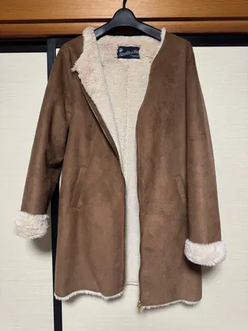 Tanabita Play 브라운 무스탕 코트 중고