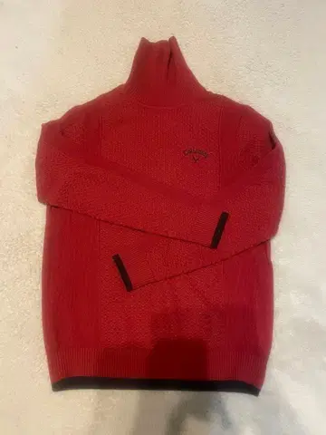 캘러웨이 빨간색 하이넥 스웨터