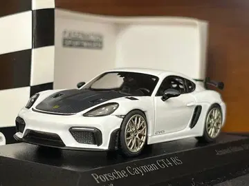 1/43 미니챔프 포르쉐 718 케이맨 GT4 RS 화이트