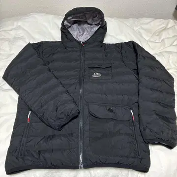 CHUMS 후드 부착 다운 자켓 블랙