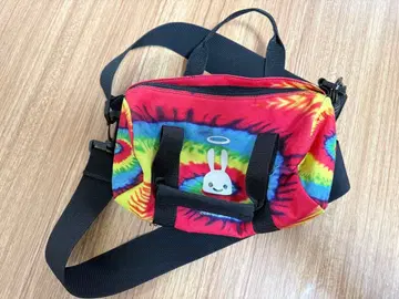 CUNE 타이다이 숄더백