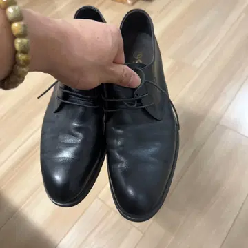 블랙 가죽 레이스업 슈즈