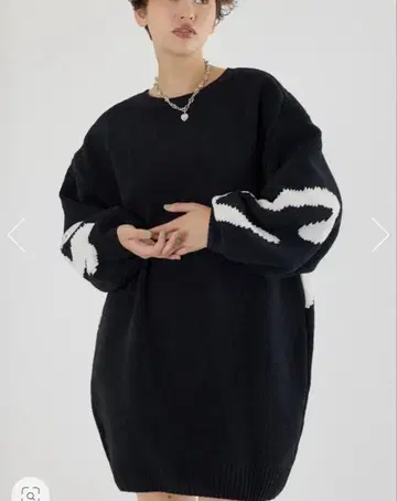 로고 2WAY 몰 니트 원피스 로데오