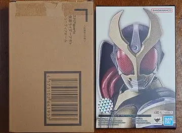 S.H.Figuarts (진골조제법) 가면라이더 아기토 트리니티 폼