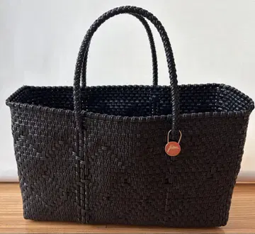 레트라 메르카도백 숏