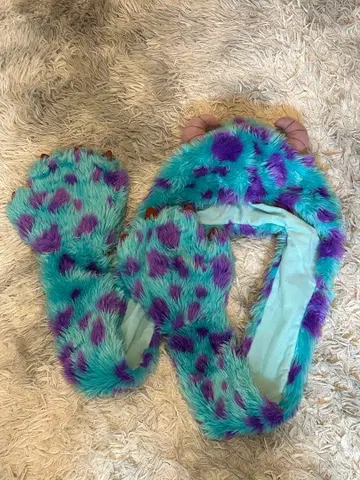 디즈니 샐리 머플러 캡