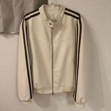 MIRAGE 스트라이프 자켓 크림