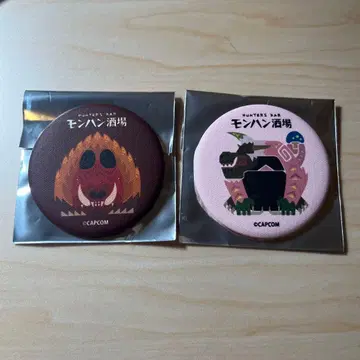 CAPCOM 몬헌술집 캔뱃지 2개