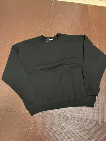 블랙 트레이닝복 뷰티 앤 유스