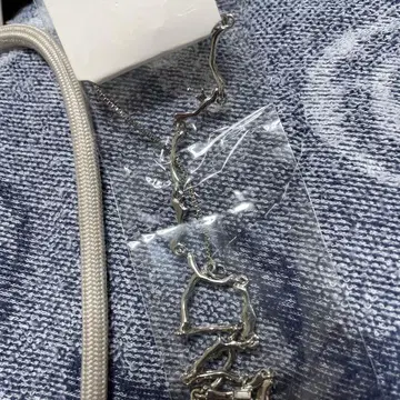 새상품, 군데군데 다이아몬드처럼 빛나는 것이 특징인 액세서리